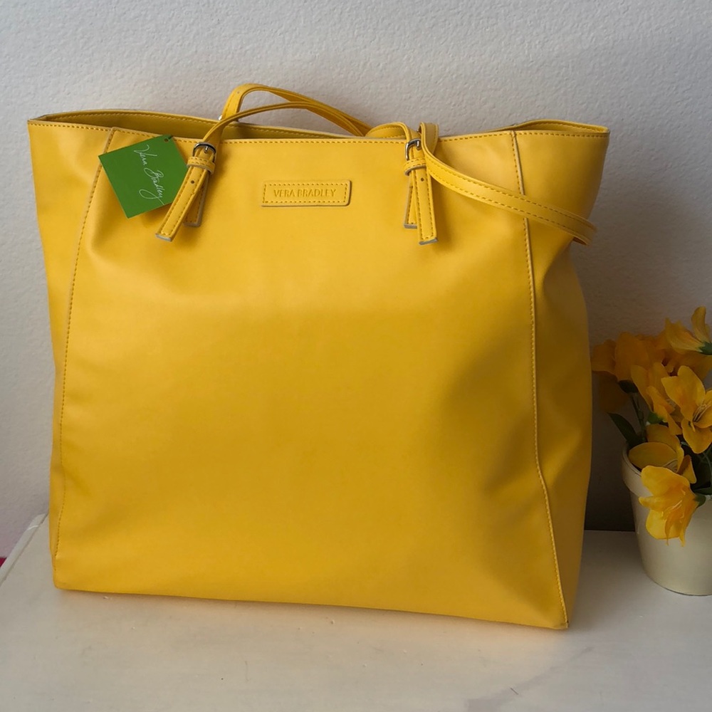 NWT Vera Bradley faux leather trapeze tote ☀️